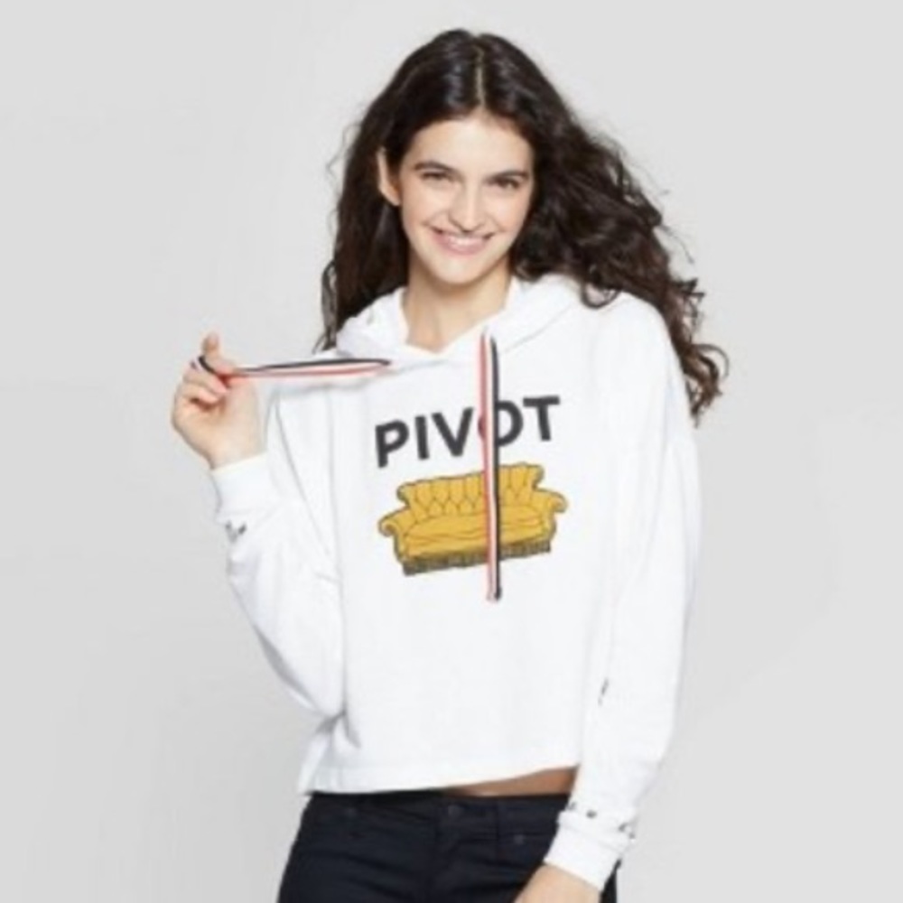 Sz XXL friends cropped hoodie.  PIVOT.